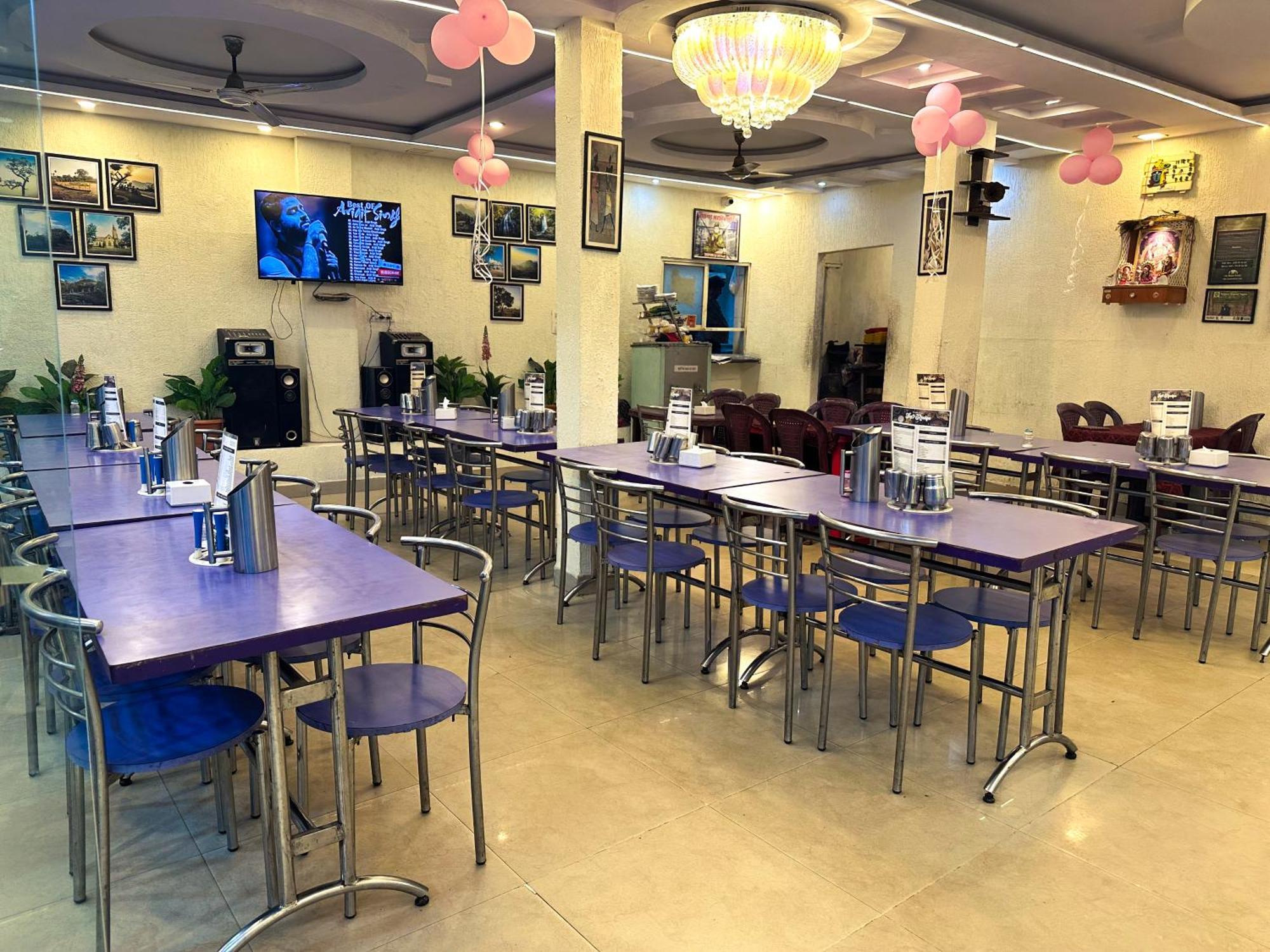 Hotel Payal & Restaurent Pachmarhī エクステリア 写真