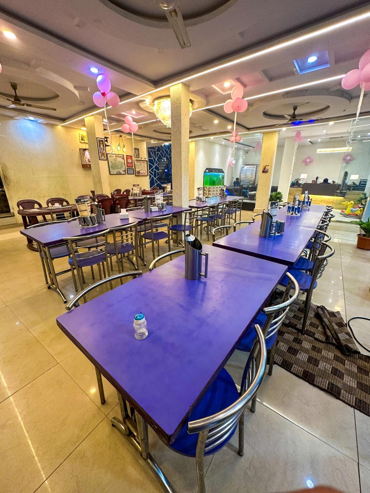 Hotel Payal & Restaurent Pachmarhī エクステリア 写真